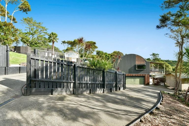 Photo of property in 854 Inland Road, Helensville, 0875