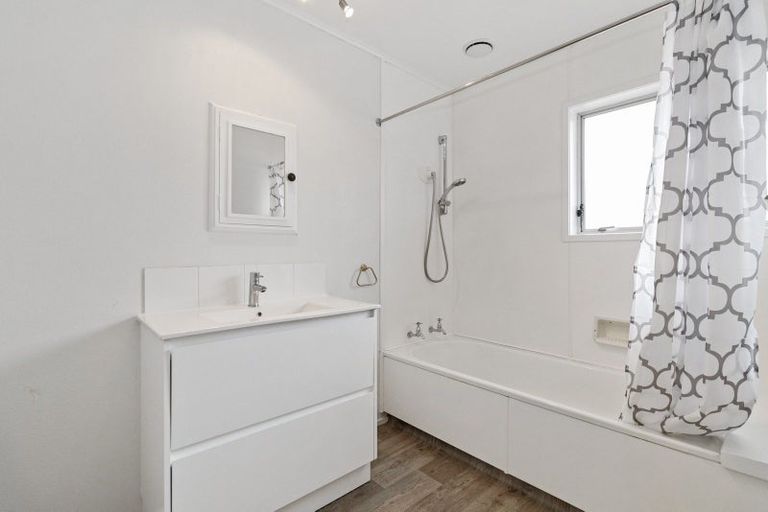 Photo of property in 7b Hinau Street, Maeroa, Hamilton, 3200