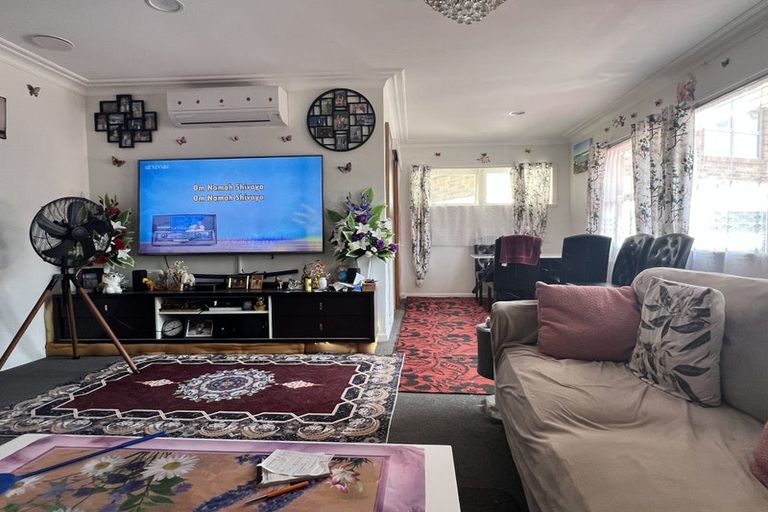 Photo of property in 6/162 Onewa Road, Northcote, Auckland, 0627