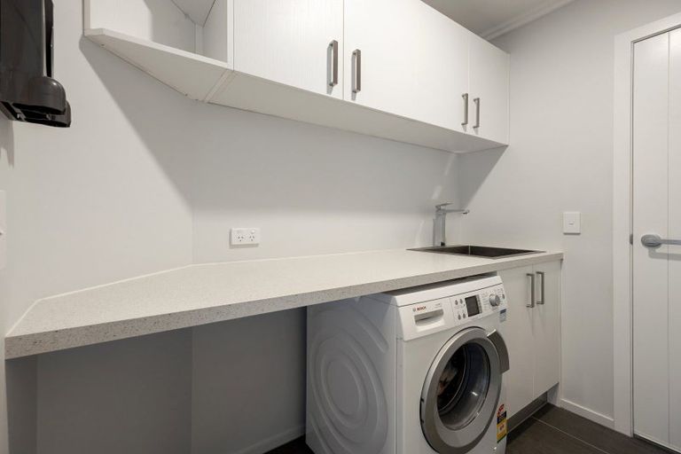 Photo of property in 18 Teatree Close, Huntington, Hamilton, 3210