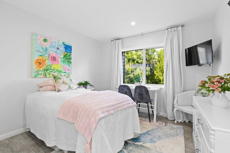 Photo of property in 35 Waione Avenue, Athenree, Waihi Beach, 3177