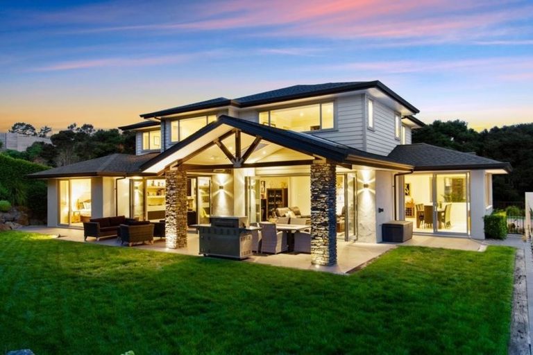 Photo of property in 30 Wicklam Lane, Greenhithe, Auckland, 0632