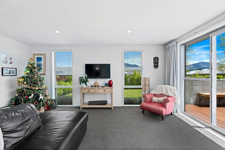 Photo of property in 74 Myles Way, Lower Shotover, Queenstown, 9304