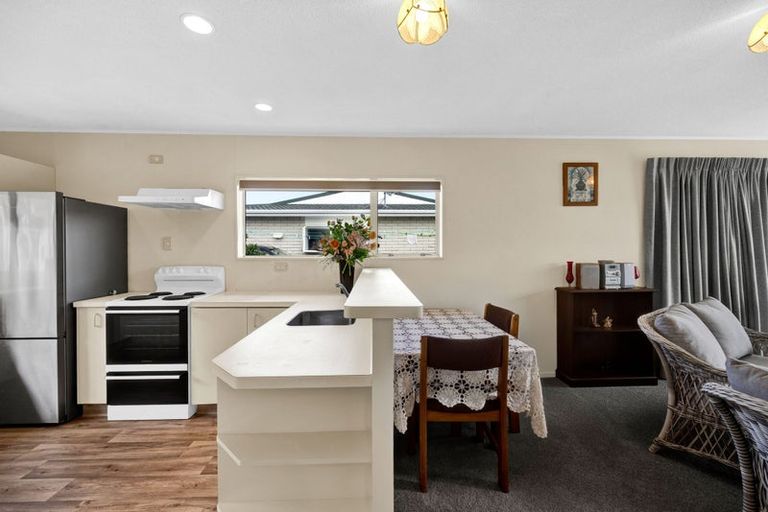 Photo of property in 30a Sackville Street, Fitzroy, New Plymouth, 4312