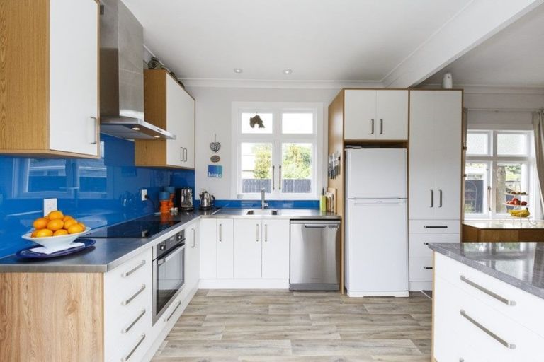 Photo of property in 557 Ruahine Street, Hokowhitu, Palmerston North, 4410