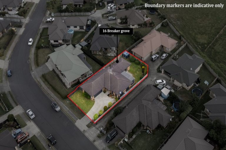 Photo of property in 16 Breaker Grove, Waiuku, 2123