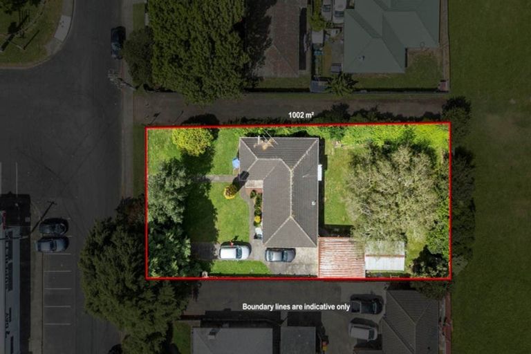 Photo of property in 12 Cross Street, Papakura, 2110