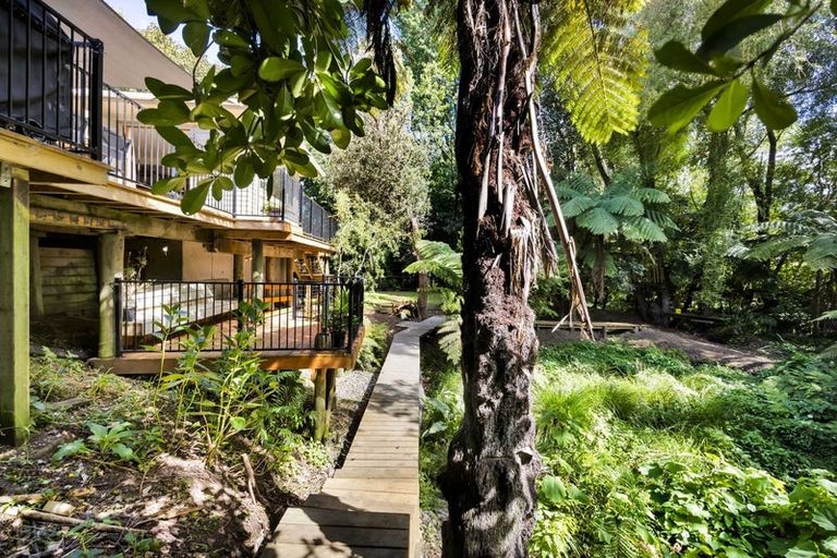 Photo of property in 32 Wynyard Street, Normanby, Hawera, 4614