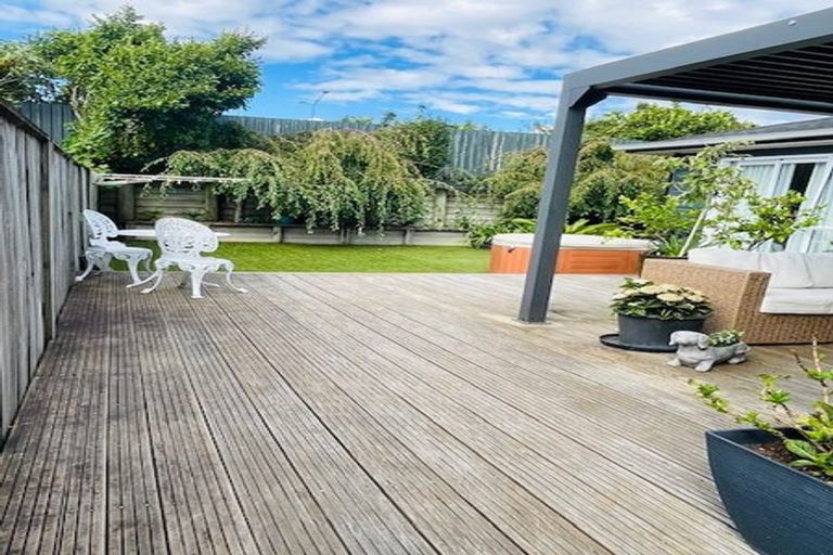 Photo of property in 153 Harbourside Drive, Karaka, Papakura, 2113