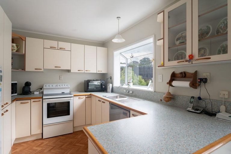 Photo of property in 3 Tralee Place, Johnsonville, Wellington, 6037