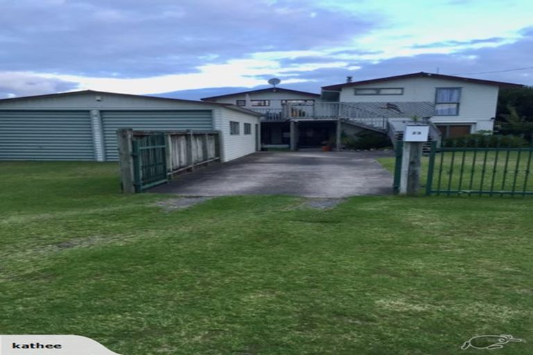 Photo of property in 23 Manaia Road, Tairua, 3508