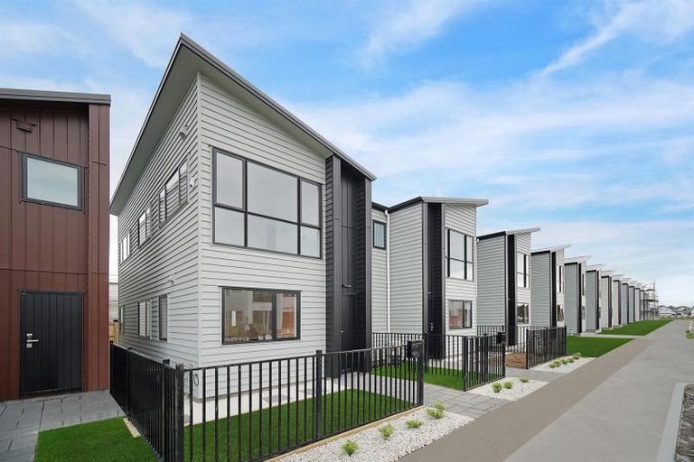 Photo of property in 19 Bei Road, Papakura, 2110