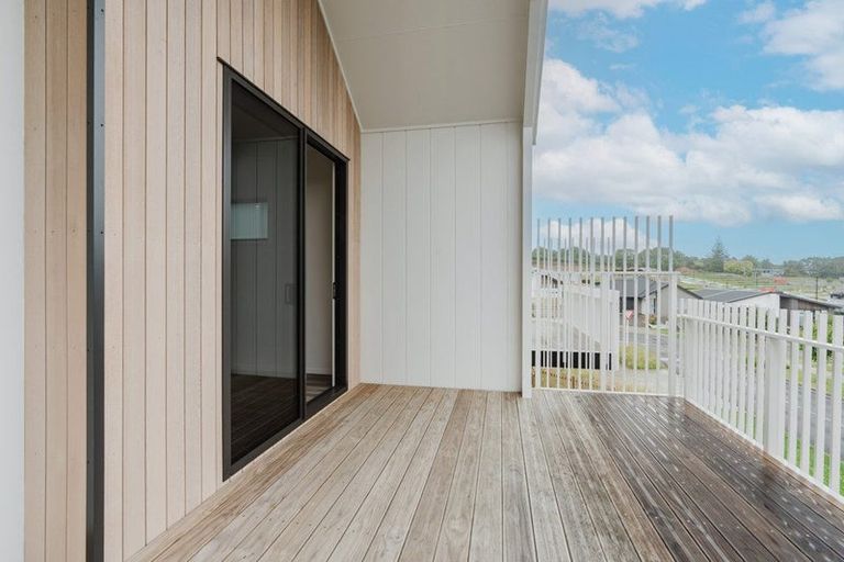 Photo of property in 9 Celeste Terrace, Peacocke, 3206