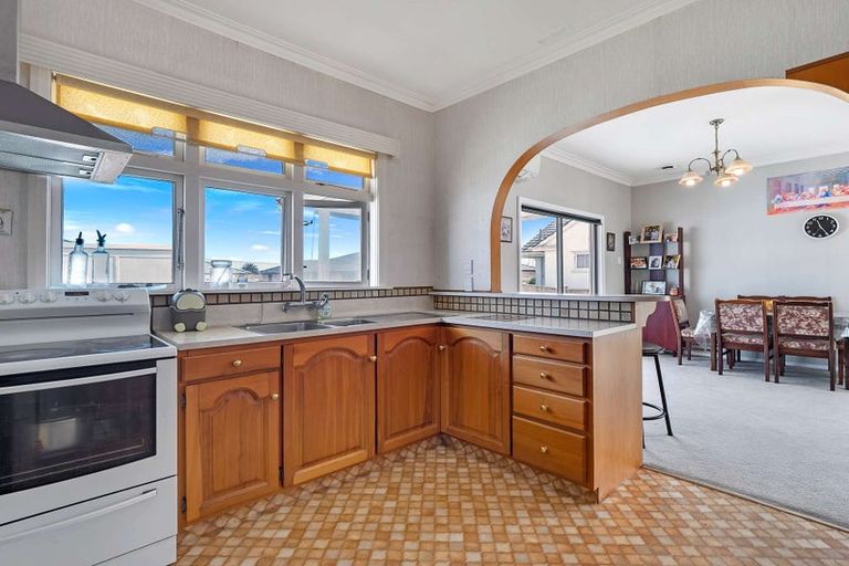 Photo of property in 25 Quinn Road, Levin, 5510