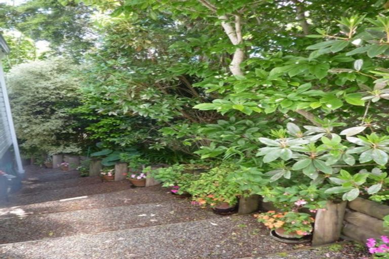 Photo of property in 2 Grand Vue Road, Kawaha Point, Rotorua, 3010