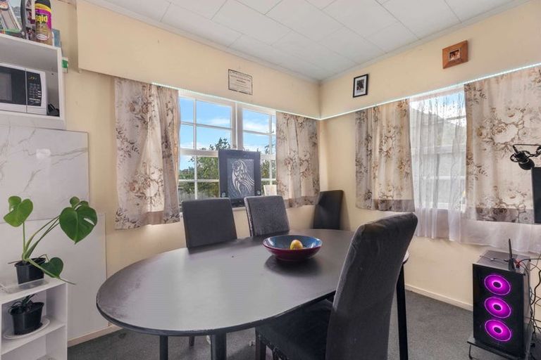 Photo of property in 1/28 Alfriston Road, Manurewa East, Auckland, 2102