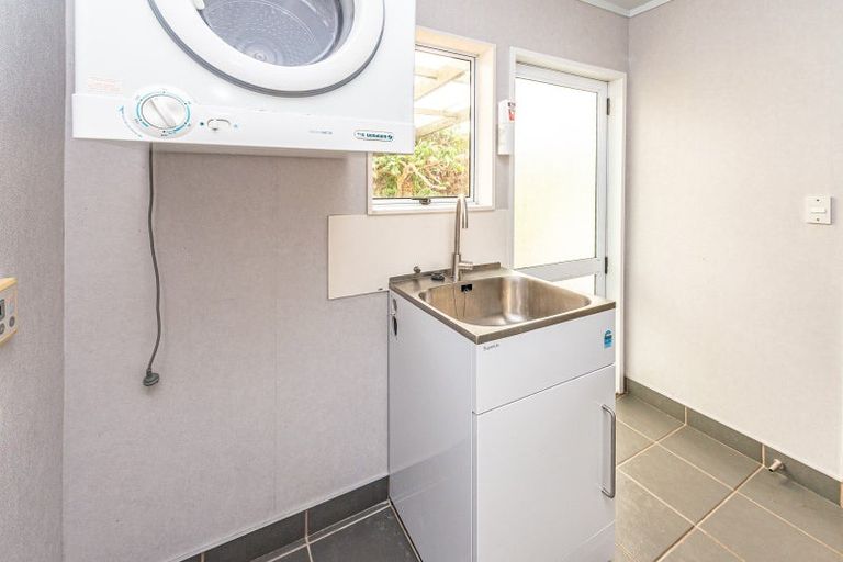 Photo of property in 10 D'arcy Road, Bastia Hill, Whanganui, 4500