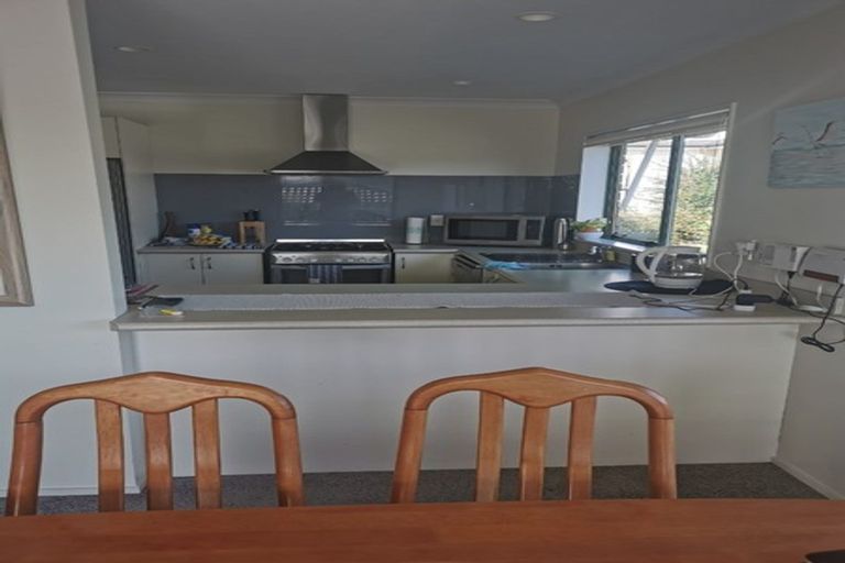 Photo of property in 17 Mili Way, Ranui, Auckland, 0612