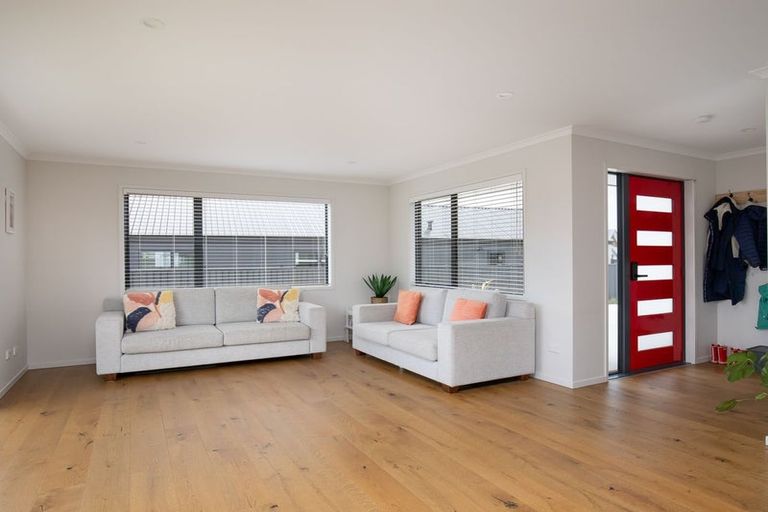 Photo of property in 10 Sequoia Close, Alexandra, 9320