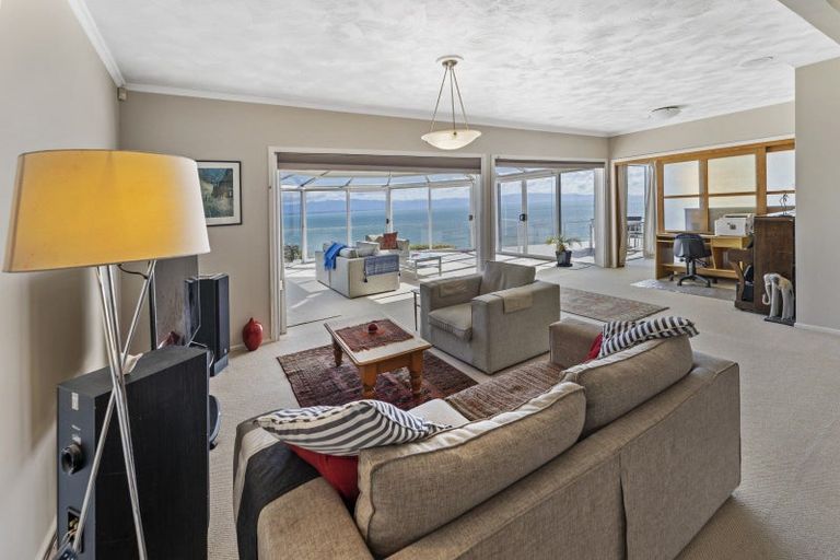 Photo of property in 25 Moncrieff Avenue, Britannia Heights, Nelson, 7010