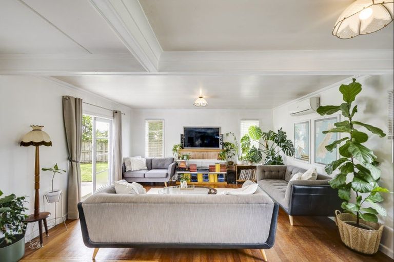 Photo of property in 7 Darwin Crescent, Maraenui, Napier, 4110