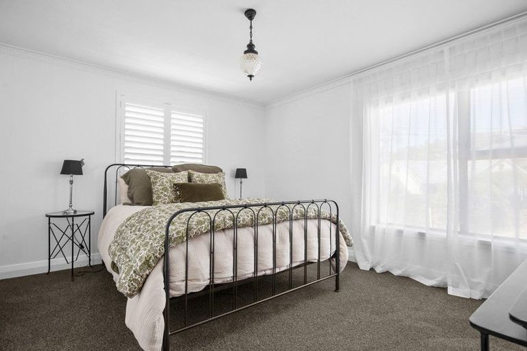 Photo of property in 2 Hart Place, Bridge Hill, Alexandra, 9320