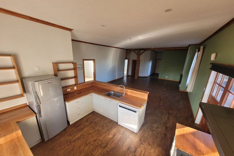 Photo of property in 9 Ruataniwha Street, Waipawa, 4210