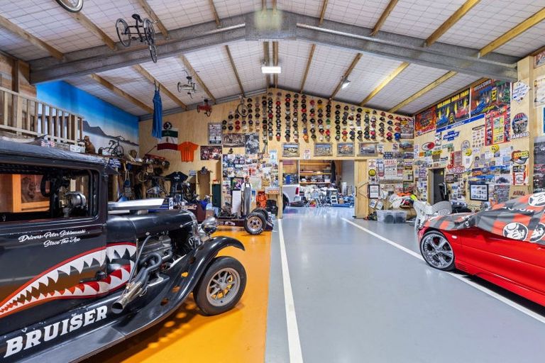 Photo of property in 456 Stoney Creek Road, Kelvin Grove, Palmerston North, 4470