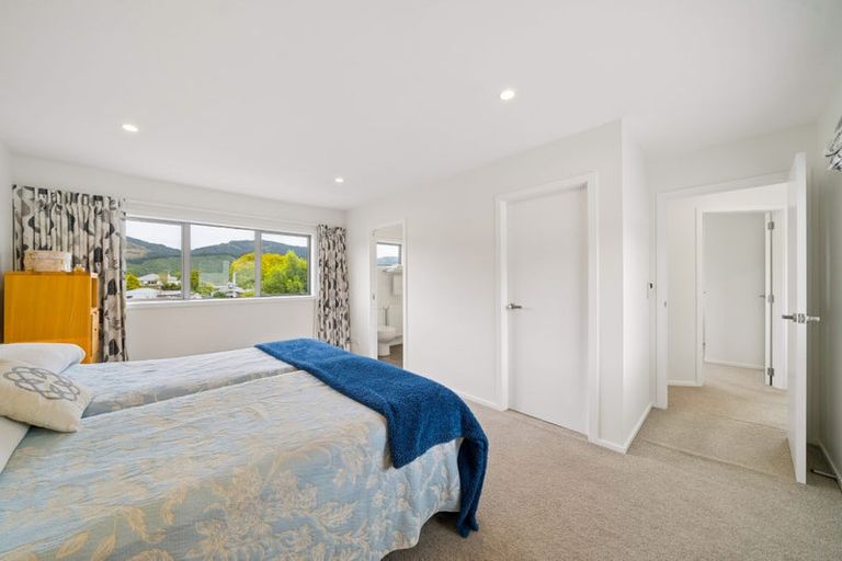 Photo of property in 7 Marlborough Street, Silverstream, Upper Hutt, 5019
