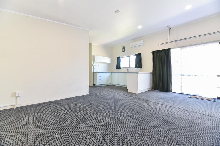 Photo of property in 47 Plunket Avenue, Papatoetoe, Auckland, 2104