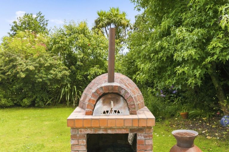 Photo of property in 19 Hadfield Road, Peka Peka, Waikanae, 5391