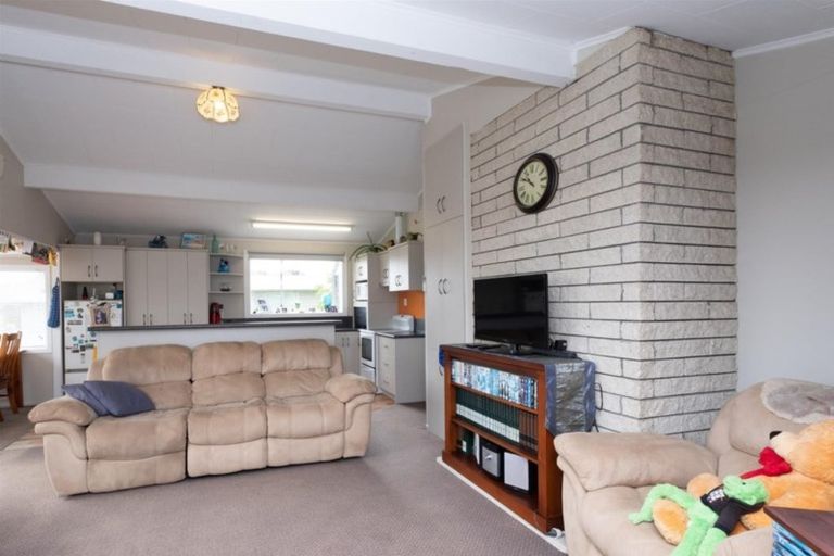 Photo of property in 186 Regan Street, Stratford, 4332