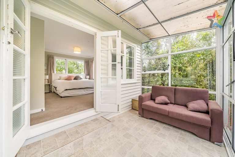 Photo of property in 15 Kennedy Grove, Stokes Valley, Lower Hutt, 5019