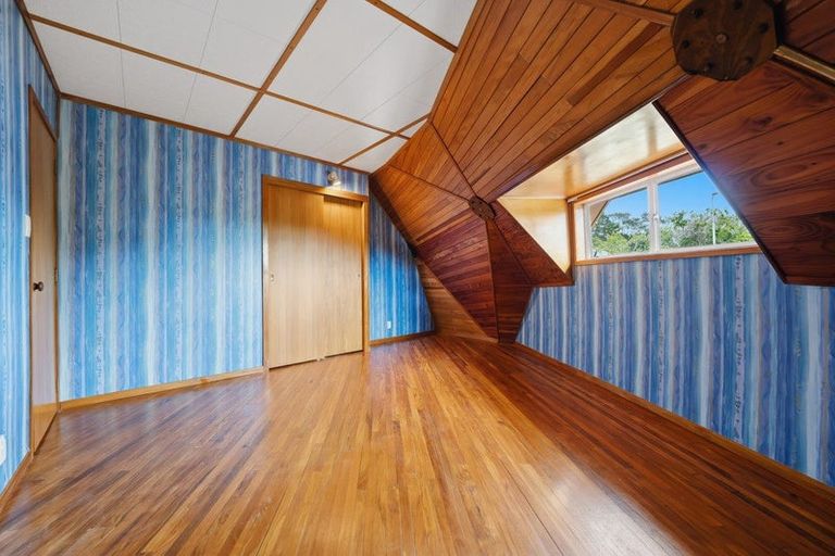 Photo of property in 272 Sturges Road, Henderson, Auckland, 0612