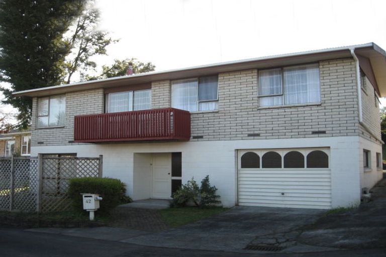 Photo of property in 42 Garthwood Road, Hillcrest, Hamilton, 3216