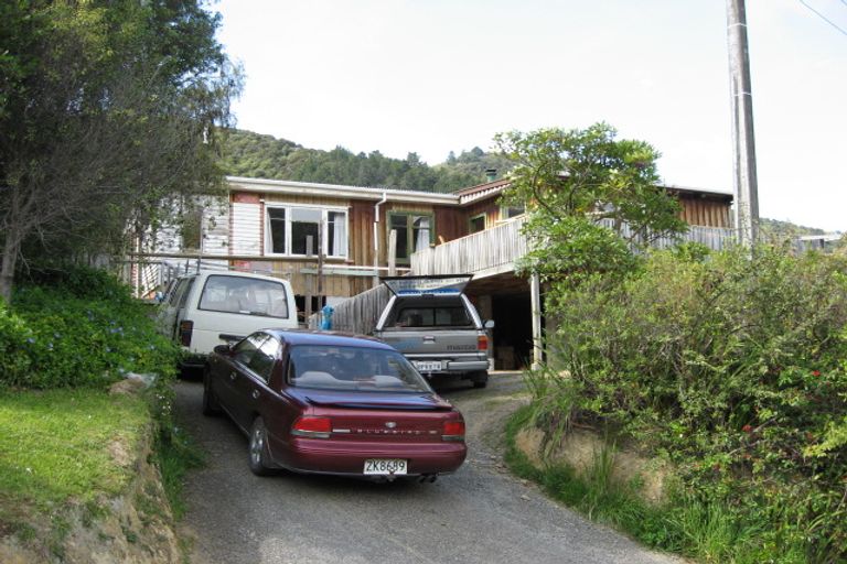 Photo of property in 17 Hampden Street, Picton, 7220