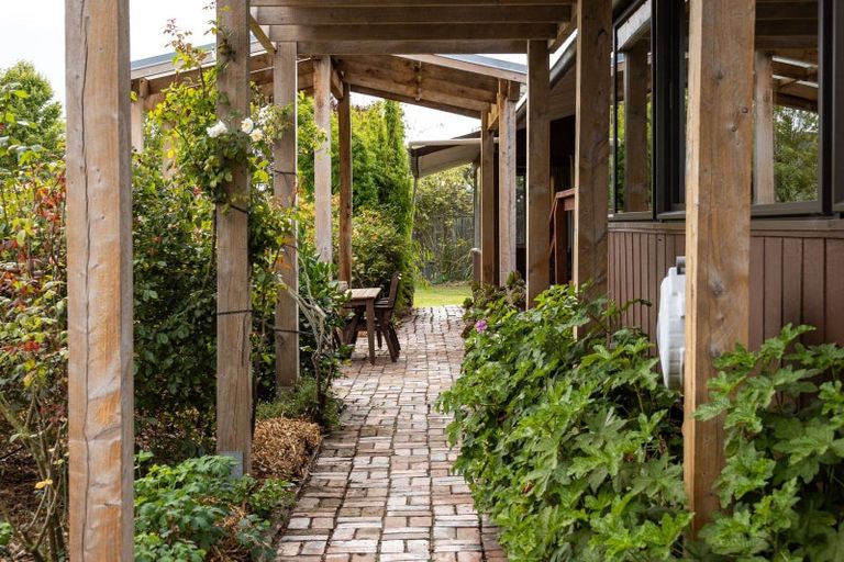 Photo of property in 182 Spur Road, Hadlow, Timaru, 7975