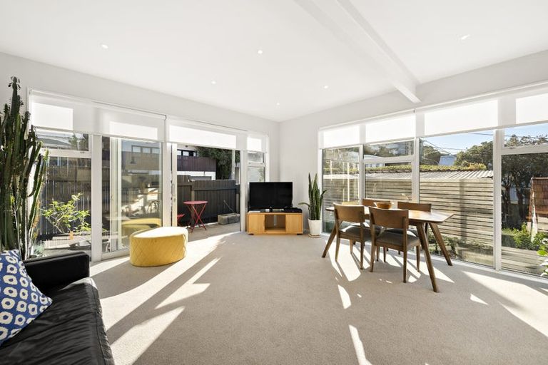 Photo of property in 321a The Terrace, Te Aro, Wellington, 6011