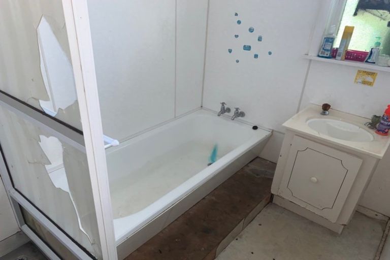 Photo of property in 10 Oxford Street, Kaiti, Gisborne, 4010