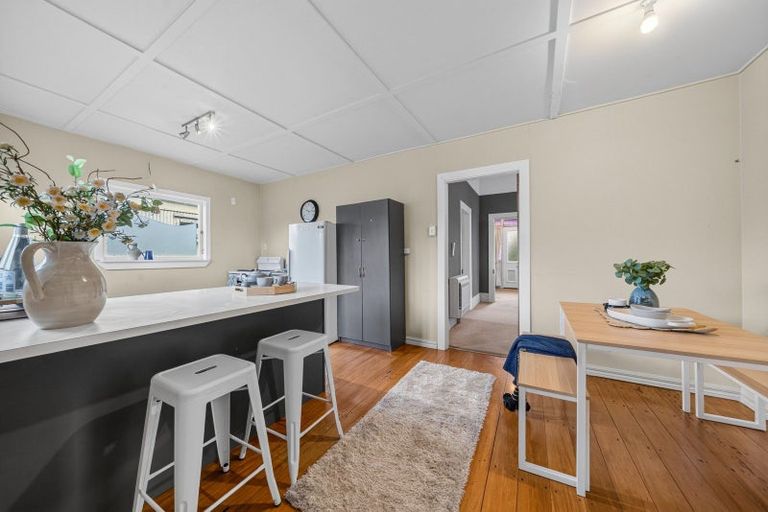 Photo of property in 106 Villa Street, Masterton, 5810