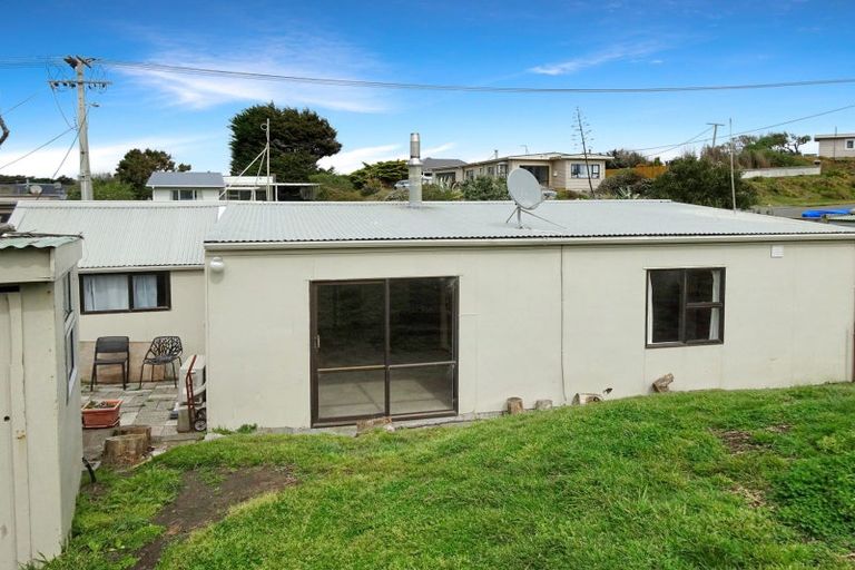 Photo of property in 21 Dewe Terrace, Foxton Beach, Foxton, 4815
