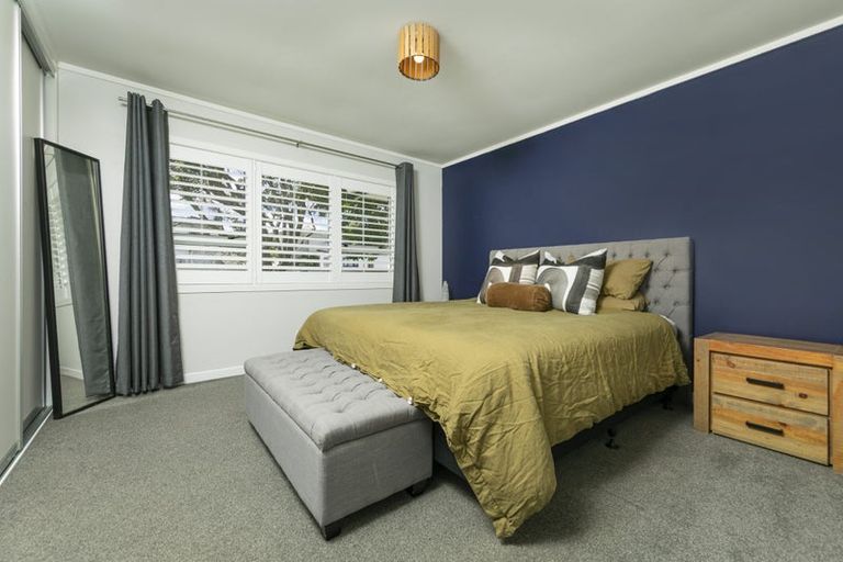 Photo of property in 107 Oreil Avenue, West Harbour, Auckland, 0618