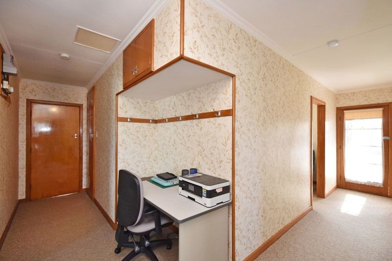 Photo of property in 74 Dunlop Street, Wallacetown, 9816