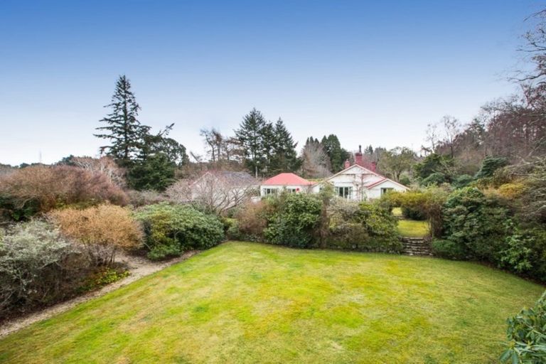 Photo of property in 5 Three Mile Hill Road, Halfway Bush, Dunedin, 9010