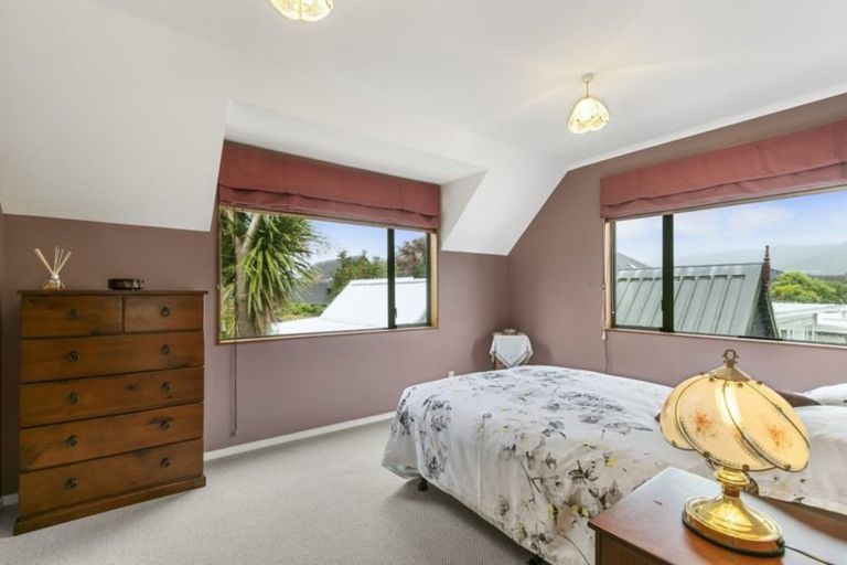 Photo of property in 36a Whites Line West, Woburn, Lower Hutt, 5010