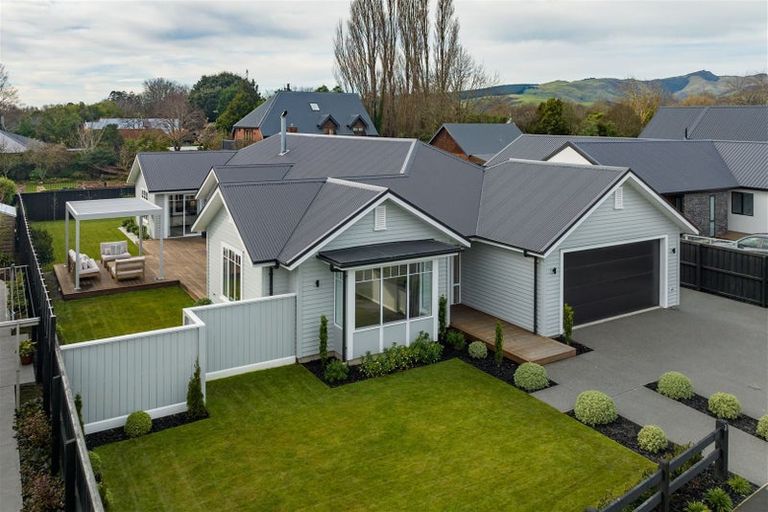 Photo of property in 27 Ardrossan Way, Tai Tapu, 7672