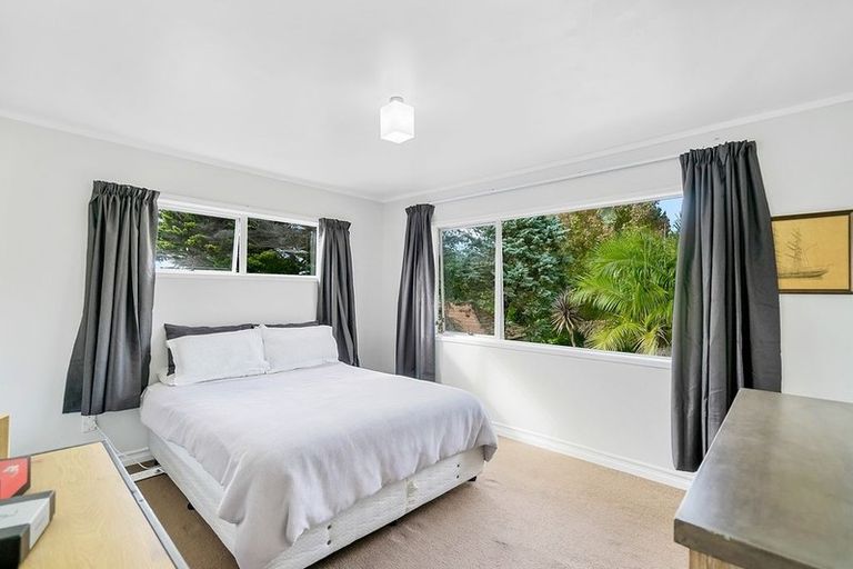 Photo of property in 1/325 Triangle Road, Massey, Auckland, 0614
