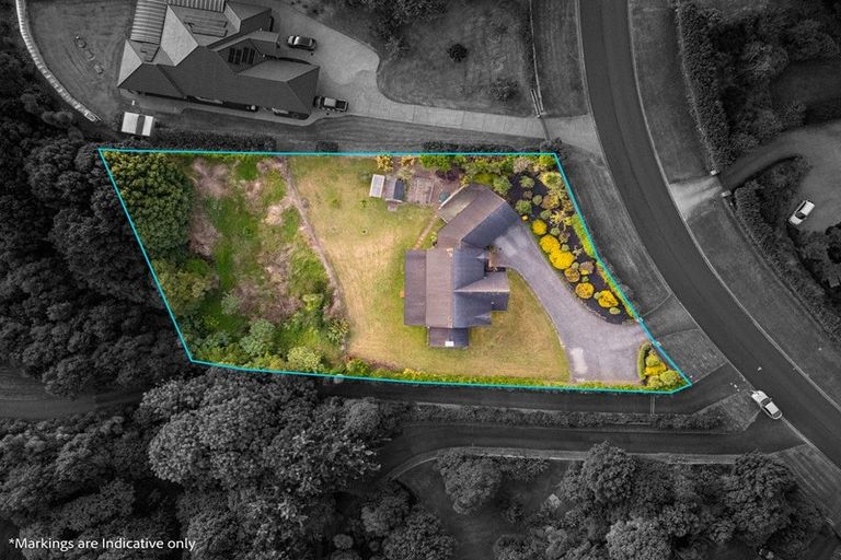 Photo of property in 16 Michael Bosher Way, Flat Bush, Auckland, 2019