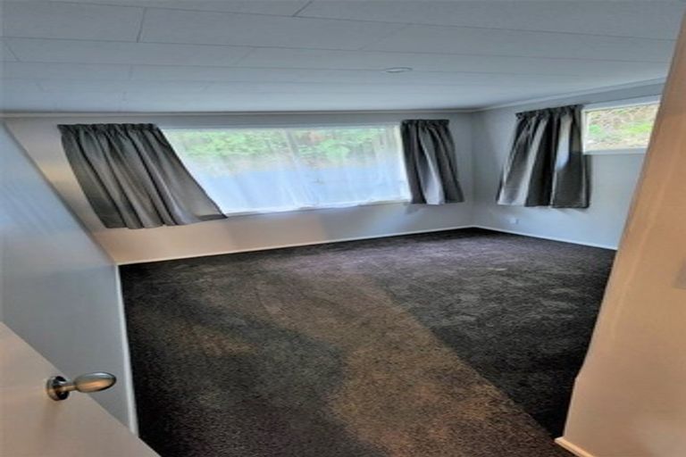 Photo of property in 80c Airlie Road, Plimmerton, Porirua, 5026