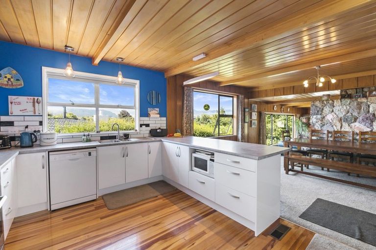 Photo of property in 22 Kawiu Road, Levin, 5510